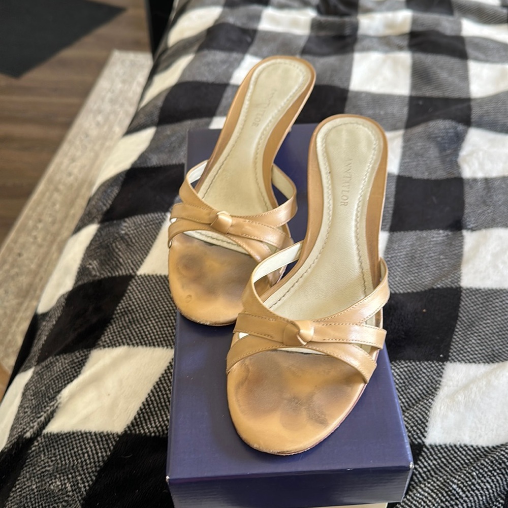 Ann Taylor Kitten Heels